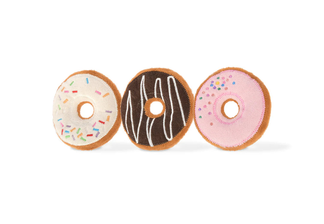 Catnip donut toy set for cats – 3 plush donuts in pink, white, and brown with sprinkles