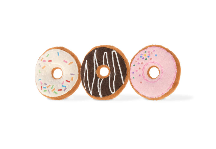 Catnip donut toy set for cats – 3 plush donuts in pink, white, and brown with sprinkles